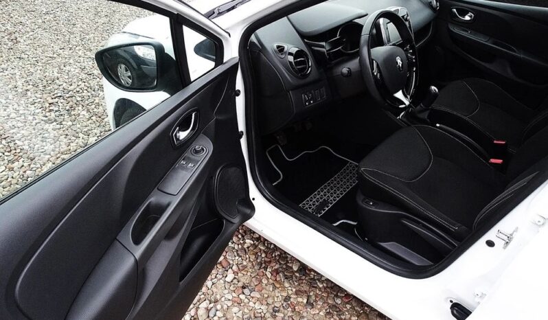 Renault Clio iIV – 2015r! 1.2 16V! 101tys.km! Navi! Klima! Świeżo sprow! Zarejestrowany! full