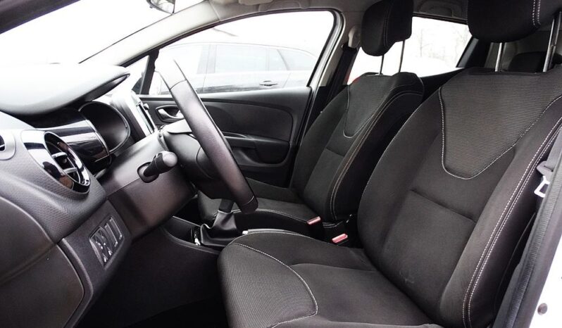 Renault Clio iIV – 2015r! 1.2 16V! 101tys.km! Navi! Klima! Świeżo sprow! Zarejestrowany! full