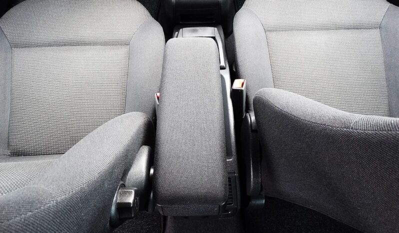 Opel Zafira- LIFT – 2011r.! 1.8 16V! Klimatronic! Xenon! Serwis! Zarejestrowany!- full