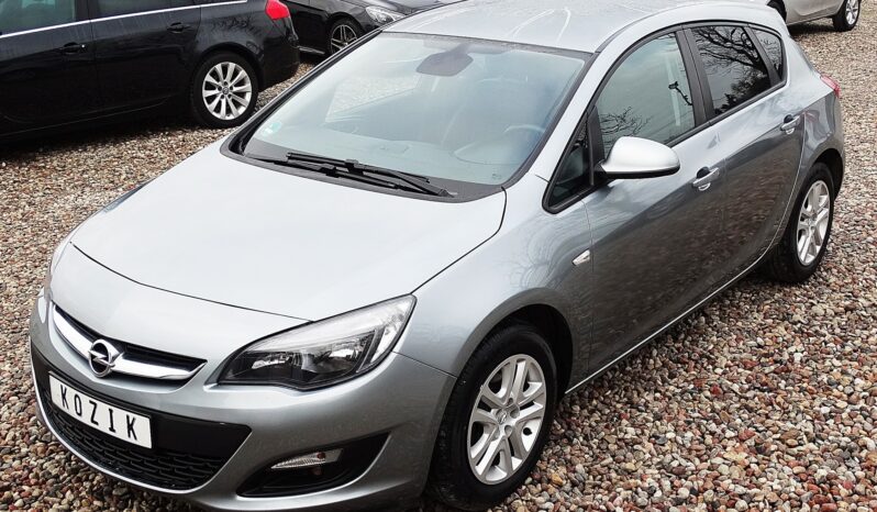 Opel Astra J – 2014r.! 1.4 turbo 140KM! Klimatronic! 6 biegów! Świeżo sprowadzony! full