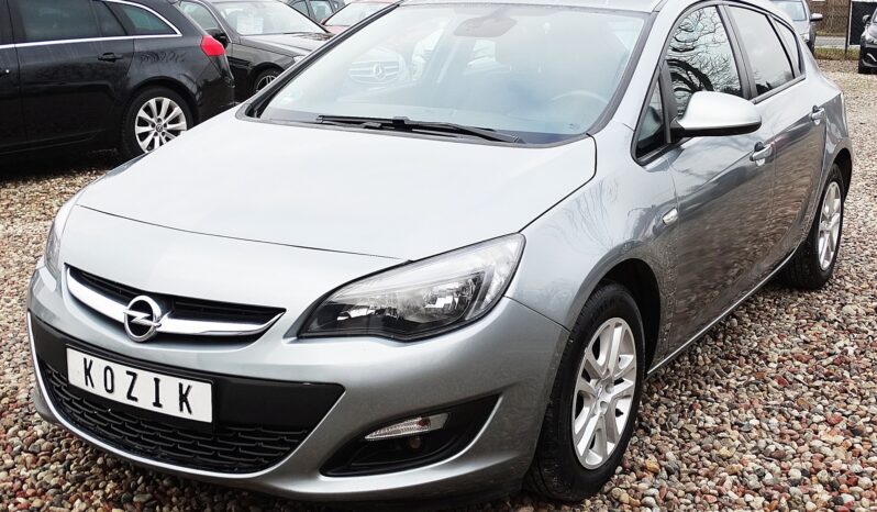 Opel Astra J – 2014r.! 1.4 turbo 140KM! Klimatronic! 6 biegów! Świeżo sprowadzony! full