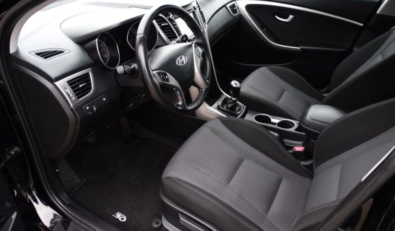 Hyundai i30 2014r. ! Nawigacja ! Kamera Cofania ! Klimatronik ! 6 – Biegów ! full