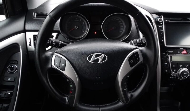 Hyundai i30 2014r. ! Nawigacja ! Kamera Cofania ! Klimatronik ! 6 – Biegów ! full
