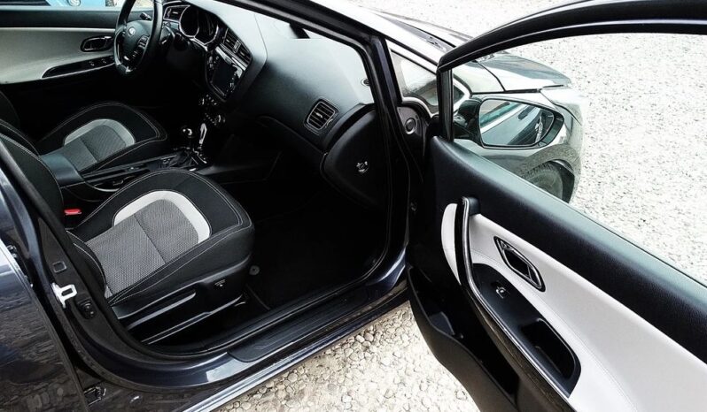 Kia Ceed – 2016r.! 1.6 CRDI! Automat! Full Opcja! Navi! Świeżo Sprow.! full