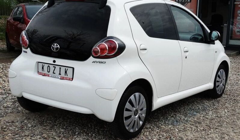 Toyota Aygo – LIFT ! 2014r.! 1.0 VVTi! 100tys.km! Klima! 5 drzwi! Zarejestrowany! full
