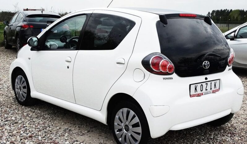 Toyota Aygo – LIFT ! 2014r.! 1.0 VVTi! 100tys.km! Klima! 5 drzwi! Zarejestrowany! full