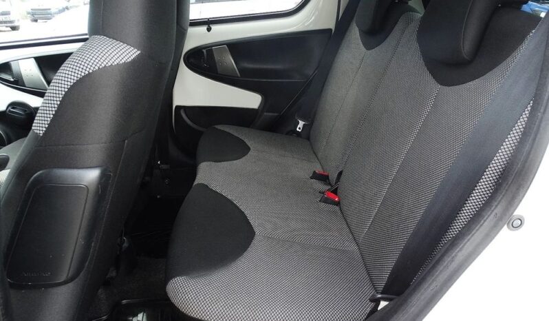 Toyota Aygo – LIFT ! 2014r.! 1.0 VVTi! 100tys.km! Klima! 5 drzwi! Zarejestrowany! full