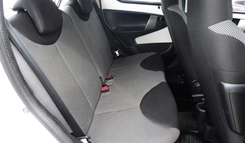 Toyota Aygo – LIFT ! 2014r.! 1.0 VVTi! 100tys.km! Klima! 5 drzwi! Zarejestrowany! full