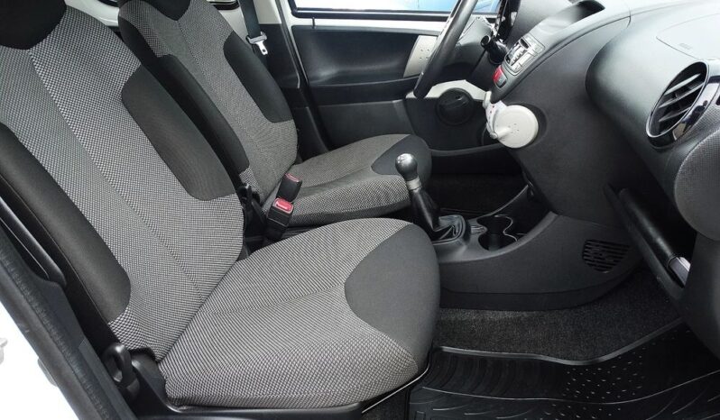 Toyota Aygo – LIFT ! 2014r.! 1.0 VVTi! 100tys.km! Klima! 5 drzwi! Zarejestrowany! full