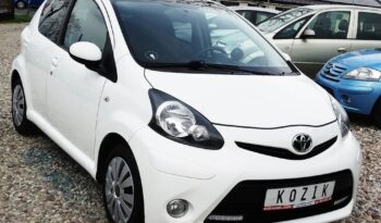 Toyota Aygo – LIFT ! 2014r.! 1.0 VVTi! 100tys.km! Klima! 5 drzwi! Zarejestrowany! full