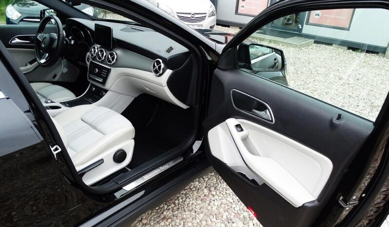 Mercedes-Benz GLA 200 – 2017r.! 1.6benz.-156KM! AUTOMAT! 118tys.km! Navi! Salon Polska full