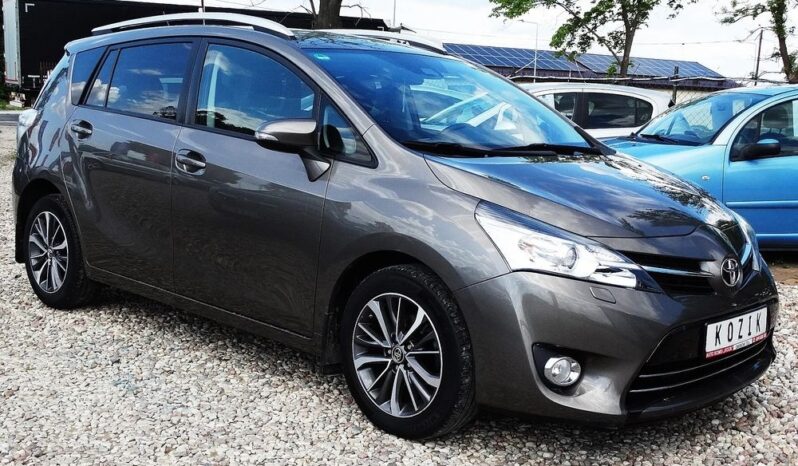 Toyota Verso LIFT ! 2016r.! 1.8 16V! 7 osób! Navi! Kamera! Świeżo Sprowadzony! full