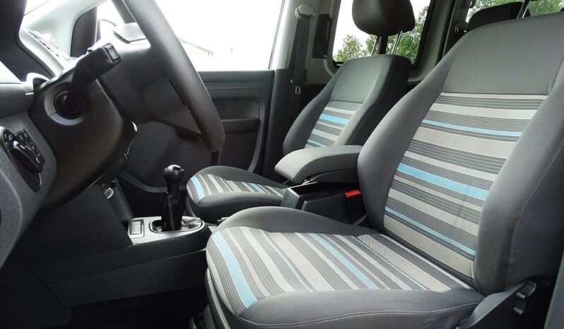 Volkswagen Caddy – 2010r.! 1.6 TDI! Klima! Czujniki Cofania! Zarejestrowany! full