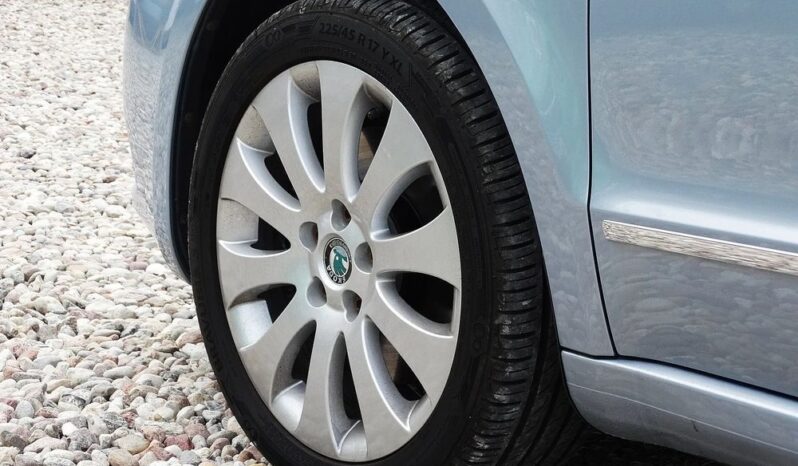 Skoda Superb 2.0 TDI Business DSG full