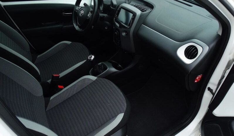 Toyota Aygo X – 2018r.! Klima! Navi! Kamera Cofania! Świeżo Sprow.! Zarejestrowany! full