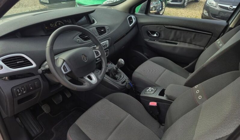 Renault Scenic 1.5dCi TomTom Edition full