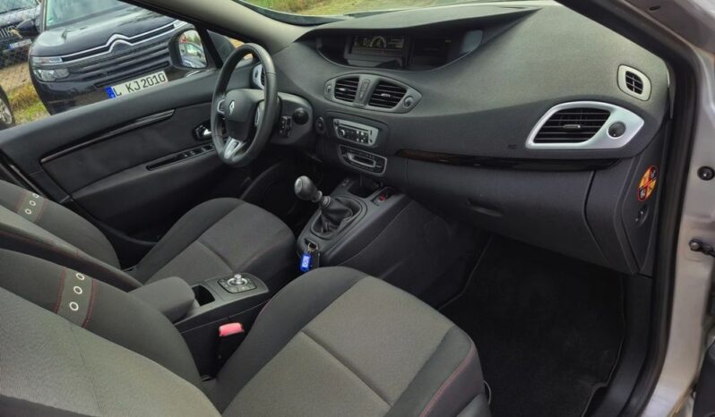 Renault Scenic 1.5dCi TomTom Edition full