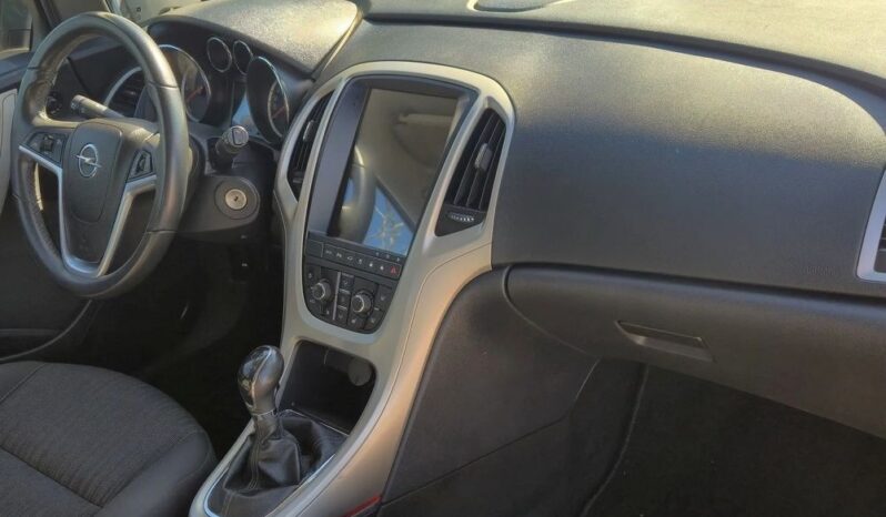 Opel Astra 1.4 Turbo Design Edition full