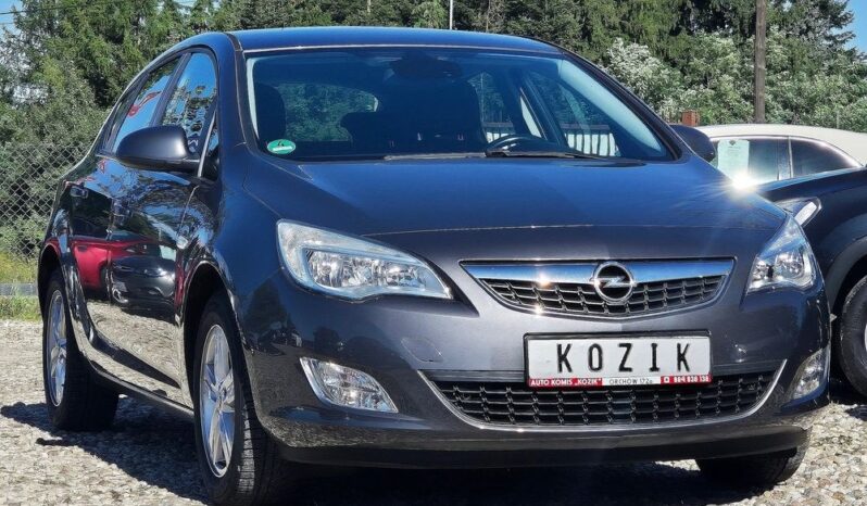 Opel Astra 1.4 Turbo Design Edition full