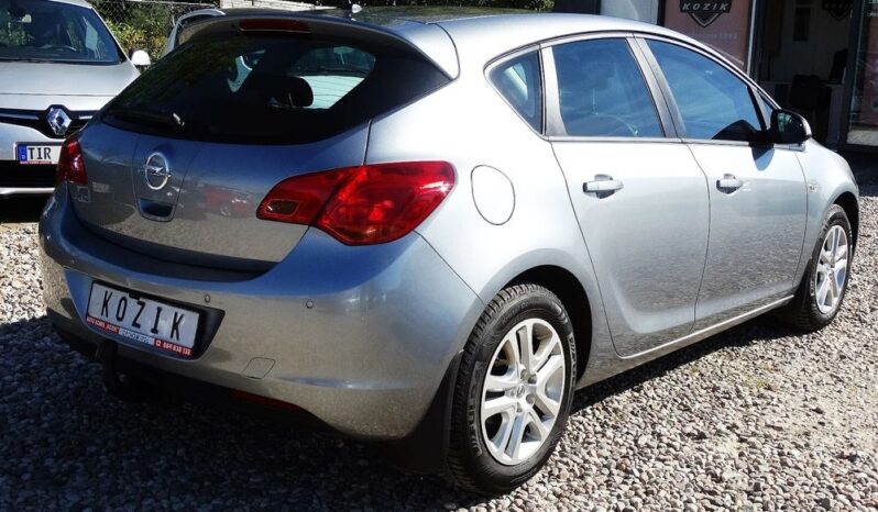 Opel Astra – 2010r.! 1.6 16V ! AUTOMAT! 123tys.km! Navi! Zarejestrowany! full