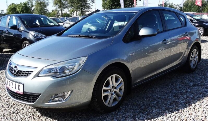 Opel Astra – 2010r.! 1.6 16V ! AUTOMAT! 123tys.km! Navi! Zarejestrowany! full