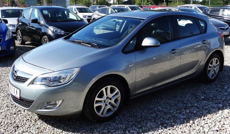Opel Astra – 2010r.! 1.6 16V ! AUTOMAT! 123tys.km! Navi! Zarejestrowany! full