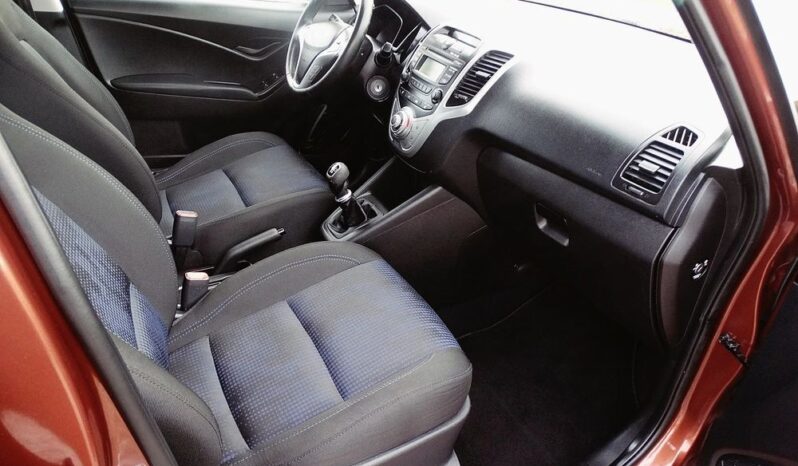 Hyundai ix20 – 2013/14r! 1.4 16V! 112tys.km! Serwis! Tuv do 09.2027r.! Świeżo Sprow.! full