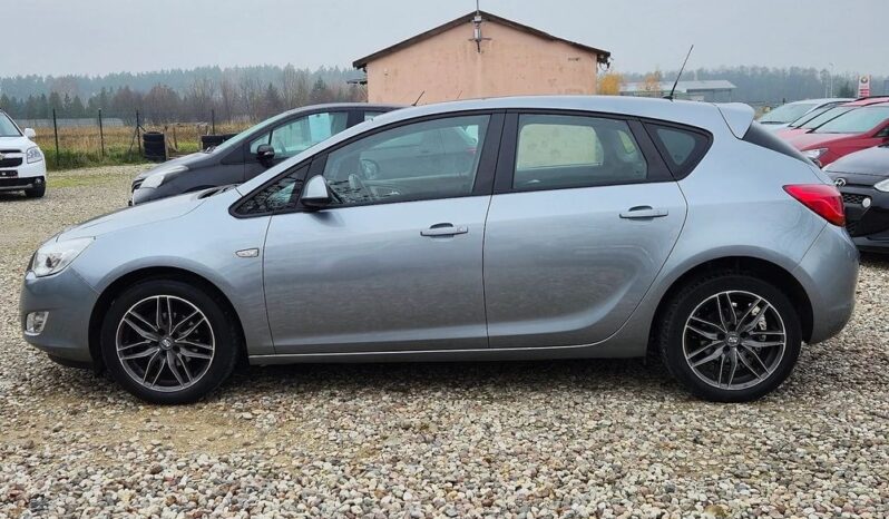 Opel Astra 1.6 16 v ! Nawigacja ! Kamera Cofania ! 2kpl kól ! full