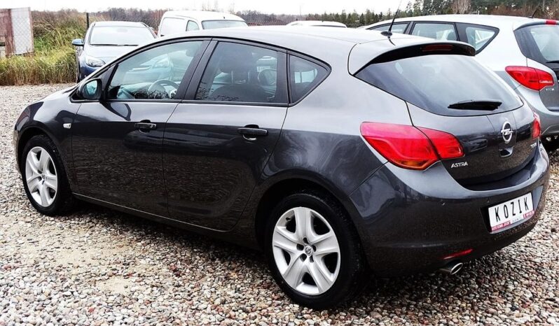 Opel Astra – 2011/12r.! 1.4Turbo 140KM! Navi! Świeżo Sprowadzony! Zarejestrowany! full