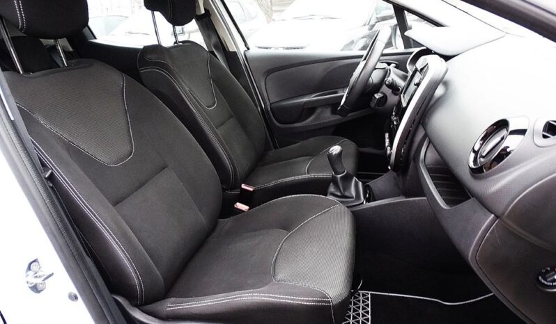 Renault Clio iIV – 2015r! 1.2 16V! 101tys.km! Navi! Klima! Świeżo sprow! Zarejestrowany! full