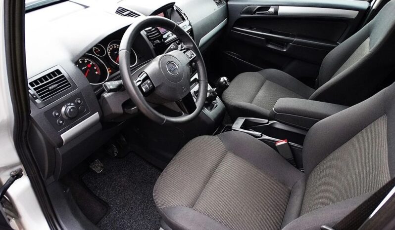 Opel Zafira- LIFT – 2011r.! 1.8 16V! Klimatronic! Xenon! Serwis! Zarejestrowany!- full