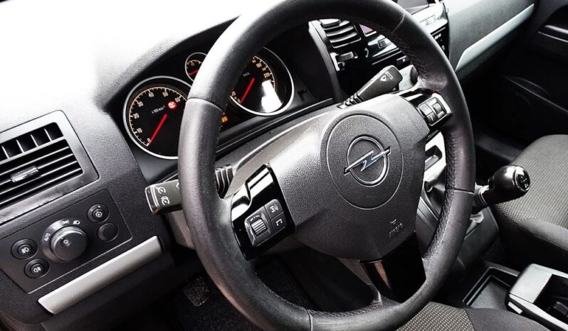 Opel Zafira- LIFT – 2011r.! 1.8 16V! Klimatronic! Xenon! Serwis! Zarejestrowany!- full