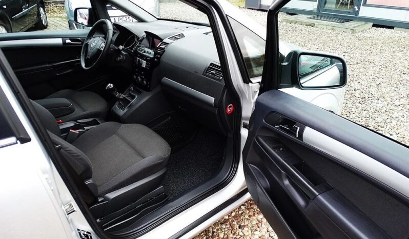 Opel Zafira- LIFT – 2011r.! 1.8 16V! Klimatronic! Xenon! Serwis! Zarejestrowany!- full