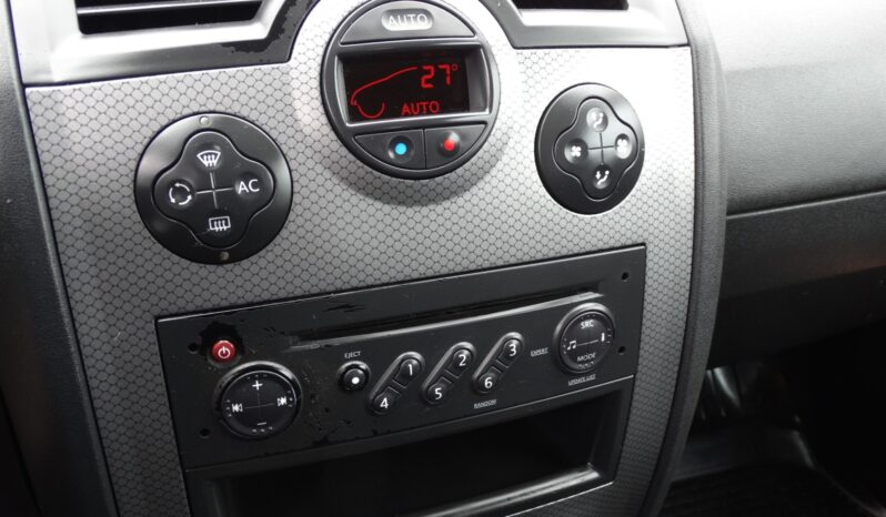 Renult Megane 1.6 16v ! Zarejestrowana ! full