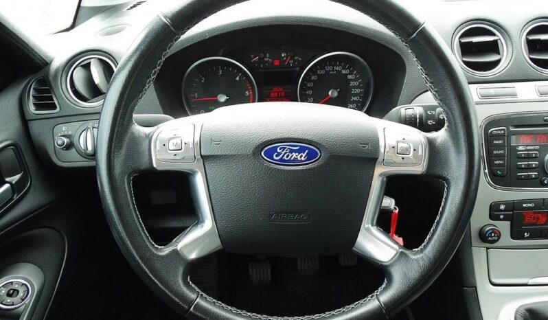 Ford S-Max – LIFT! 2010r.! 2.0 HDI! Klimatronic! Alu! Zarejestrowany! Ważne Opłaty full