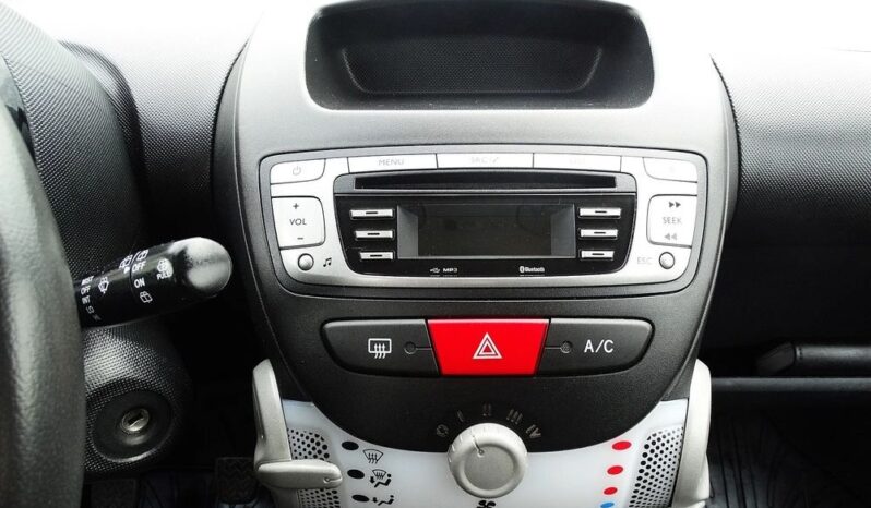 Toyota Aygo – LIFT ! 2014r.! 1.0 VVTi! 100tys.km! Klima! 5 drzwi! Zarejestrowany! full