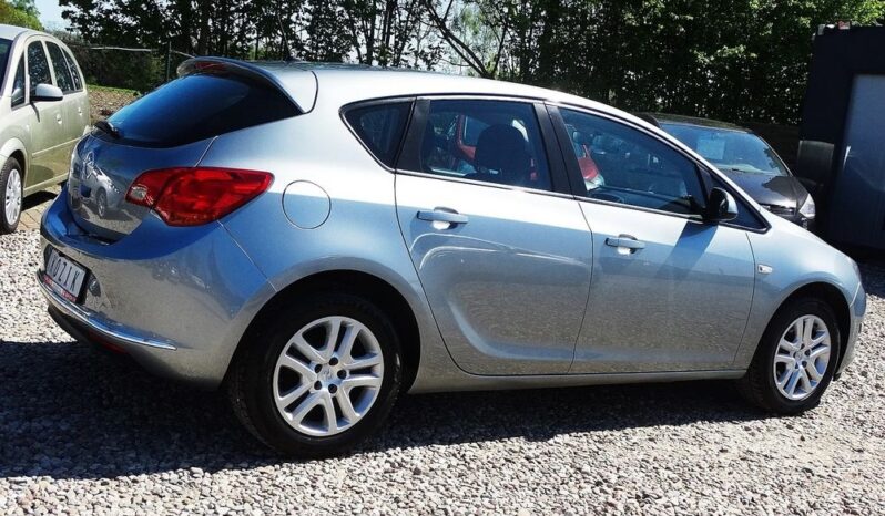 Opel Astra – LIFT! 2015r.! 1.6 16V! Klima! Navi! KameraCofania! Świeżo Sprowadzony! full