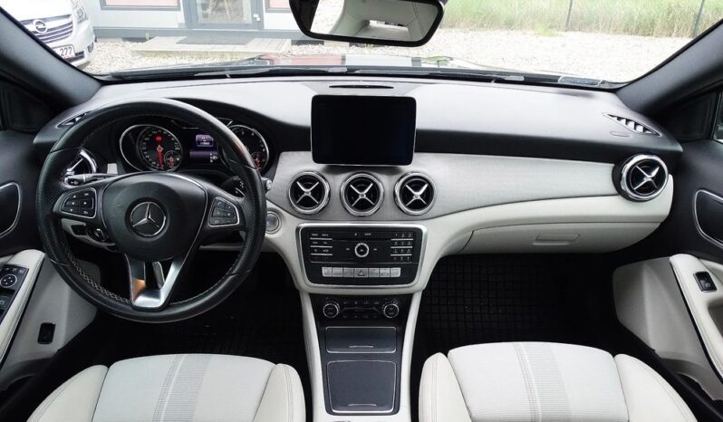 Mercedes-Benz GLA 200 – 2017r.! 1.6benz.-156KM! AUTOMAT! 118tys.km! Navi! Salon Polska full