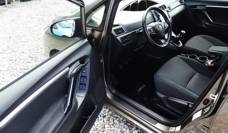 Toyota Verso LIFT ! 2016r.! 1.8 16V! 7 osób! Navi! Kamera! Świeżo Sprowadzony! full