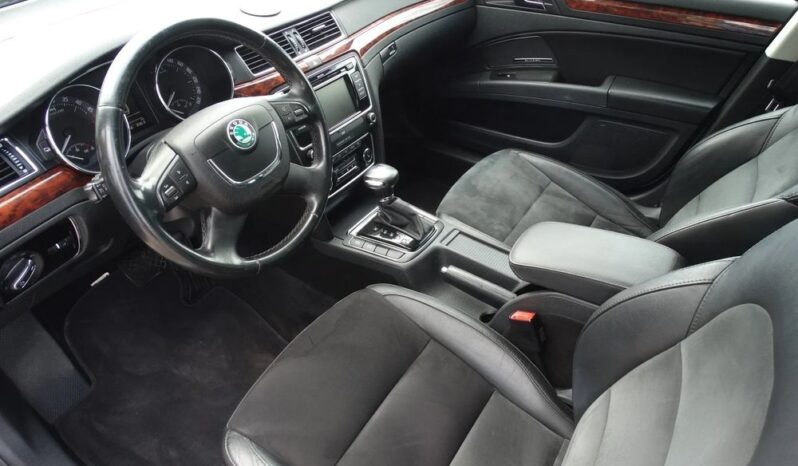 Skoda Superb 2.0 TDI Business DSG full