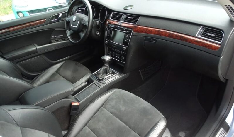 Skoda Superb 2.0 TDI Business DSG full