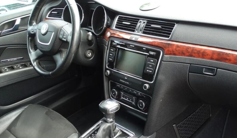 Skoda Superb 2.0 TDI Business DSG full