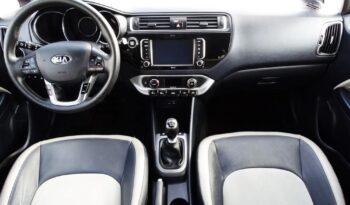 Kia Rio – 2014/15r.! 1.4 16V! 101tys.km! Klimatronic! Skóry ! Navi! Serwis! full