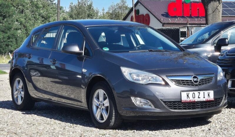 Opel Astra 1.4 Turbo Design Edition full