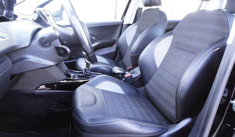 Peugeot 2008 – 2016r.! 1.6 HDI! Navi/Panorma/Klimatronic! Bezwypadkowy! Serwis! full