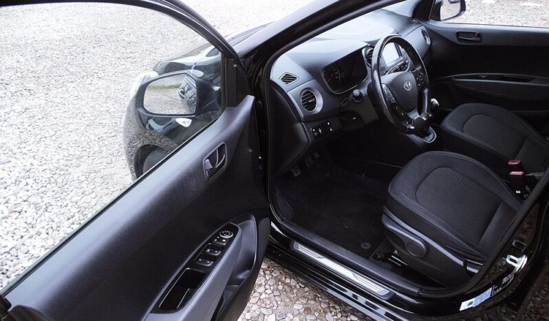 Hyundai i10 – 2017/18r.! 1.2 16V benz+GAZ! Nawigacja ! LED ! Zarejestrowany! full