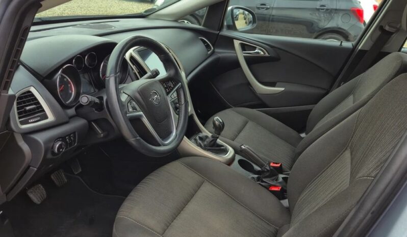 Opel Astra 1.6 Innovation full