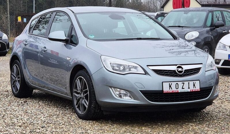 Opel Astra 1.6 Innovation full