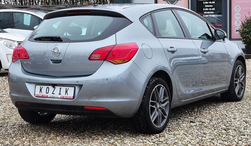 Opel Astra 1.6 Innovation full