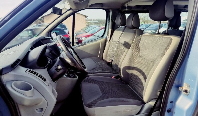 Opel Vivaro L2H1 – 2013r.! 2.0 diesel! 9 osób! LONG! Navi! Kamera! Świeżo Sprowadzony! full